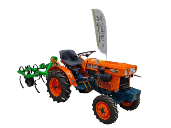 Kubota B5001 No:158 – Trattore Compatto 4x4 100% Ricondizionato e Tagliandato | 2 Cilindri Diesel, Attacco 3 Punti Nuovo, Larghezza 80–100 cm, Gommato Nuovo | Consegna in Tutta Italia